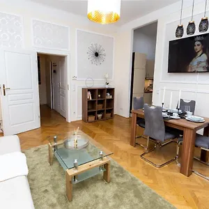  Apartment Sissi New Luxurious Near Schönbrunn&westbahnhof