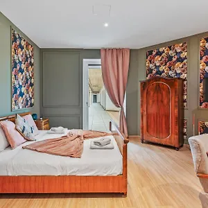  Apartment Stylish Flower Power Studio - Close To City Center & Public Transport - Ac & Wifi