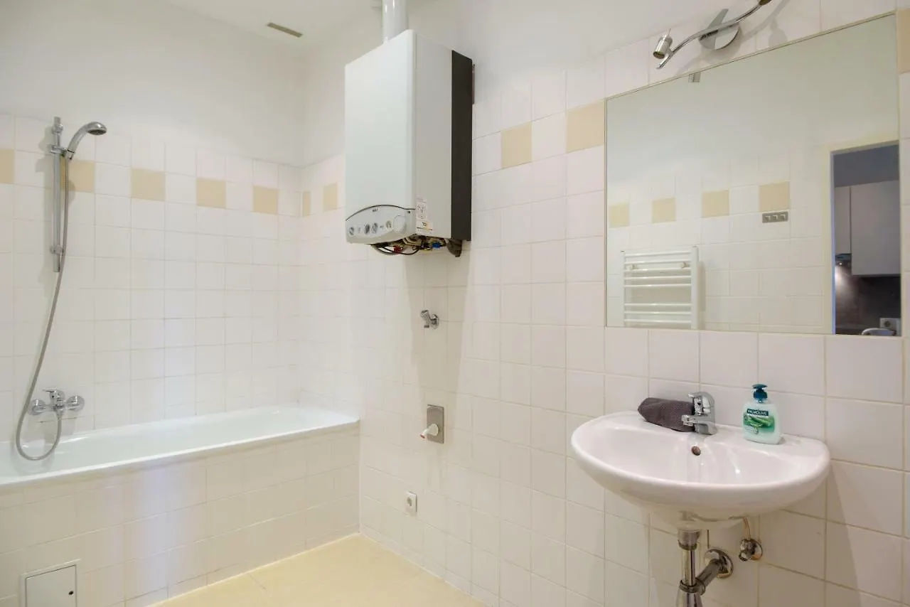 Central Living Apartment 1090 Vienna 0*,  Austria
